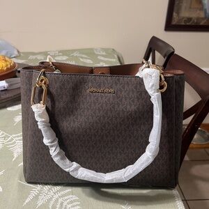 Michael Kors Dark Brown Shoulder Bag